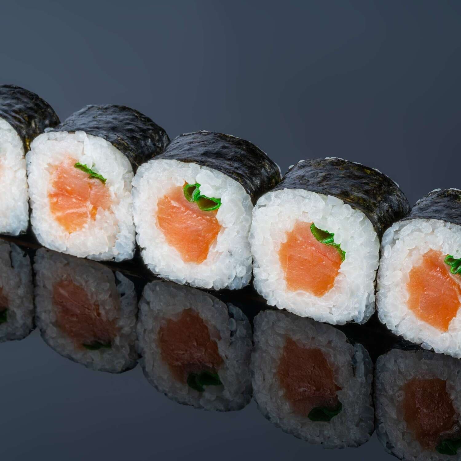 Hosomaki Suitsutatud Sake (Lõhe)