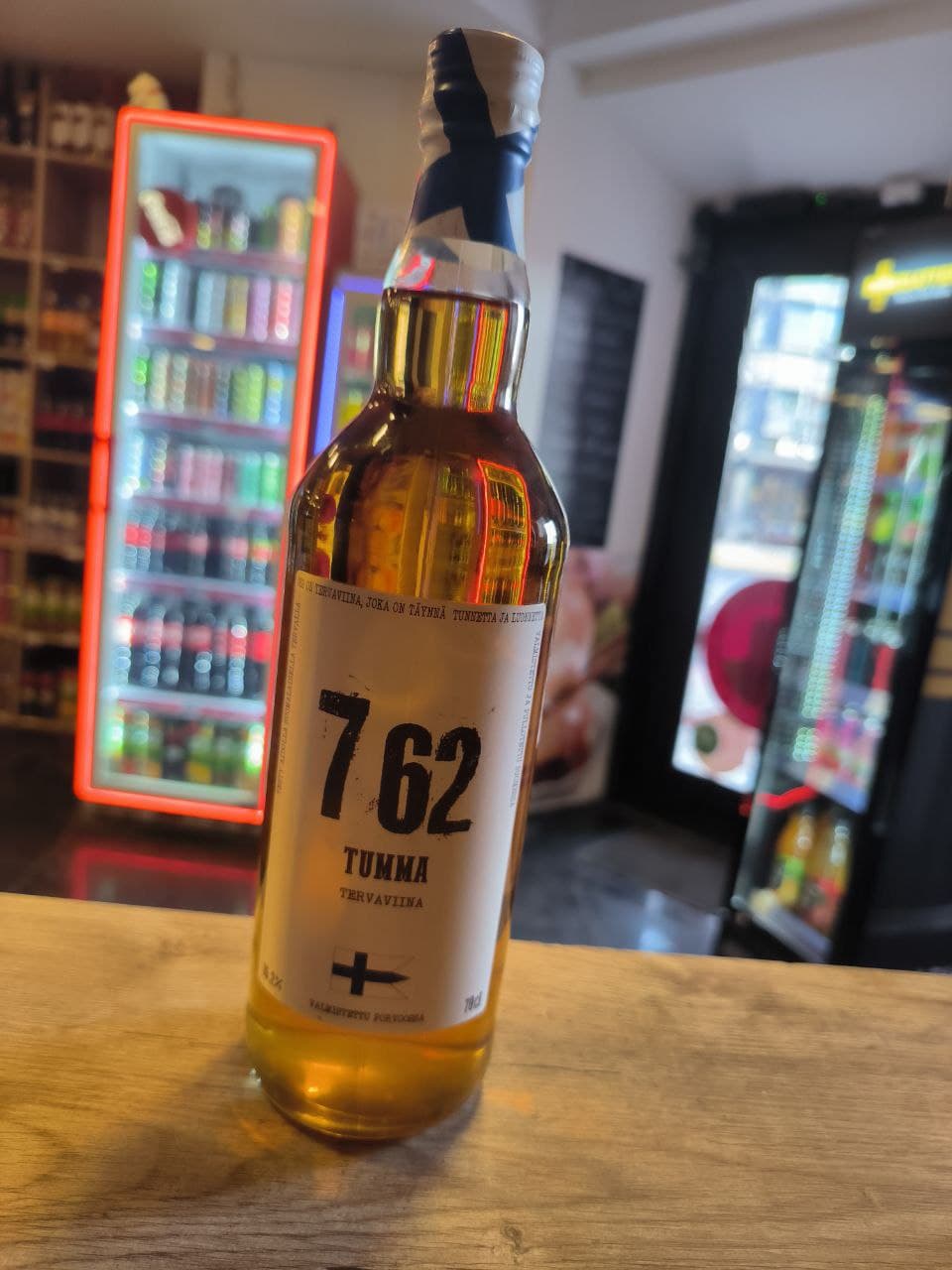 762 Tumma Tervaviina 76,2% 70cl