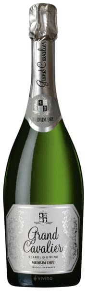 Grand Cavalier Medium Dry 11% 75cl (tk)